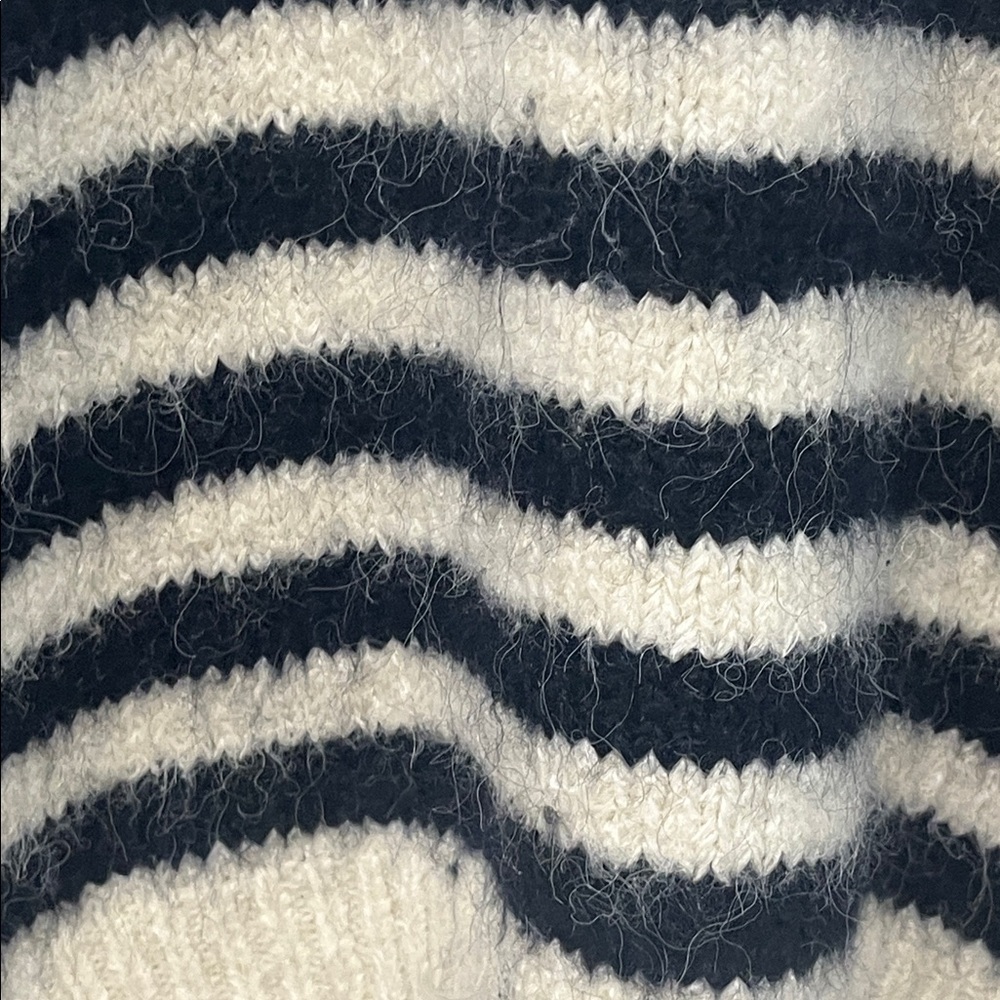 Zara Strip Sweater with rhinestone Buttons alpaca blend SzL - Picture 6 of 8